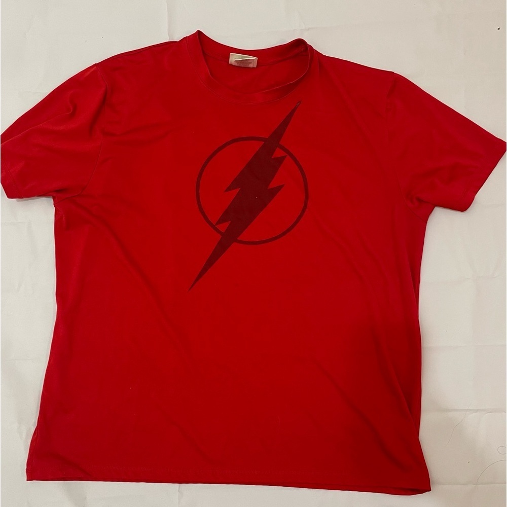 ⚡ DC Comics The Flash Red T-Shirt – Men’s XL ⚡